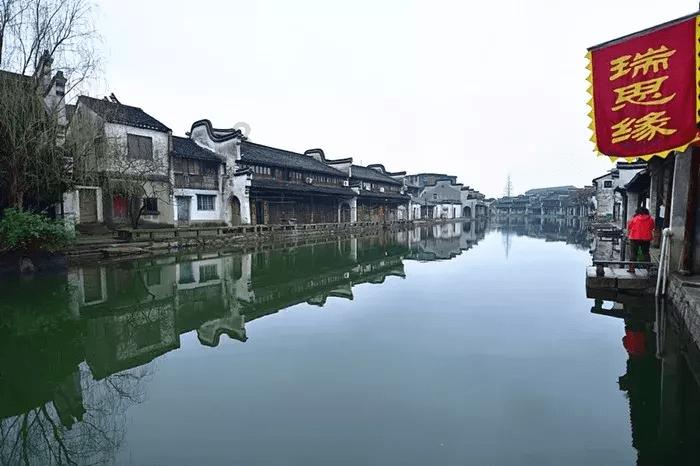 六安裕安：“法徽红”提升审执质效